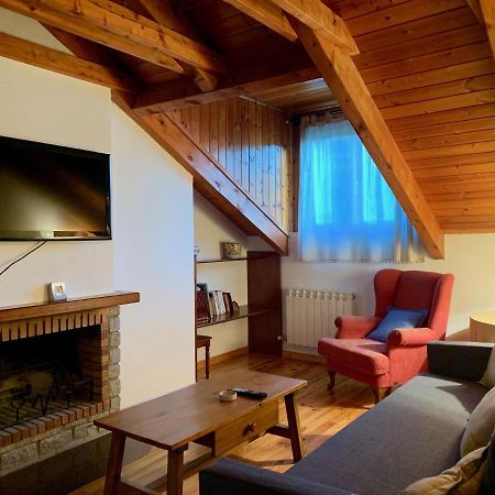 Appartamento Bpirineos-Estos Benasque Esterno foto