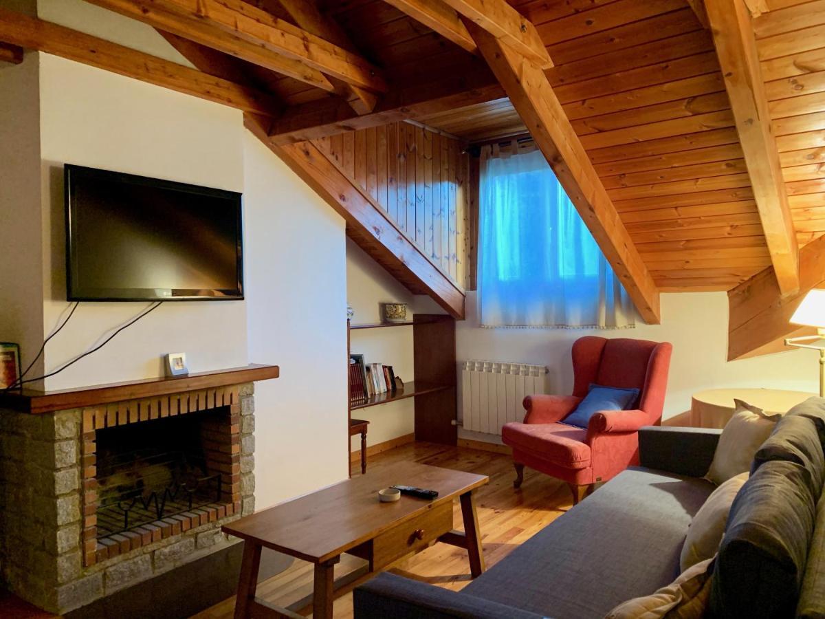 Appartamento Bpirineos-Estos Benasque Esterno foto